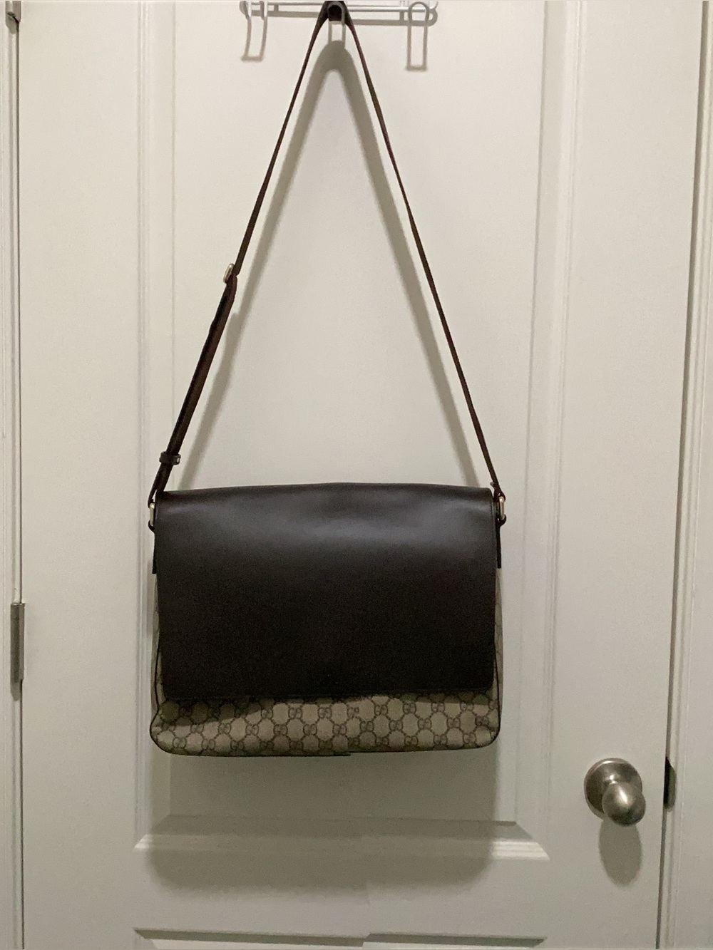 Gucci 353433 GG Monogram Flap Messenger Crossbody Beige/Brown - Used Only Once!